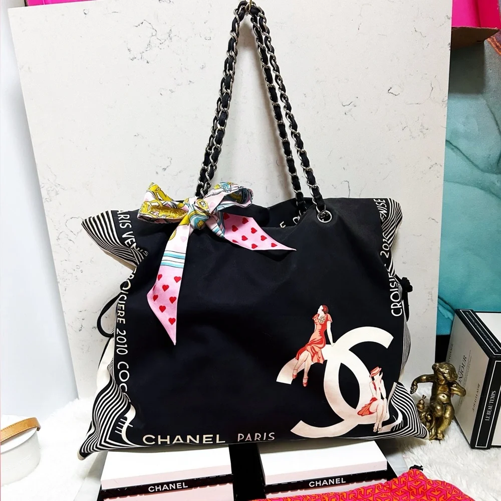 Authentic Chanel Limited Edition Cruise 10’ Paris-Venice Cruise Bon Bon Tote Bag
